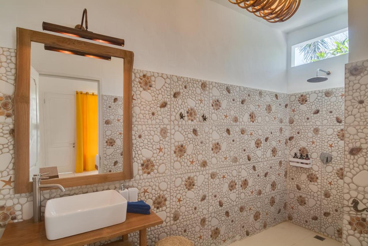 Casa Del Mare Gili Air Hotel Bagian luar foto